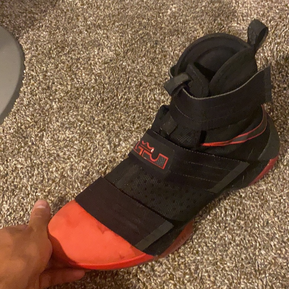 Shoes - Picture 6 of 10